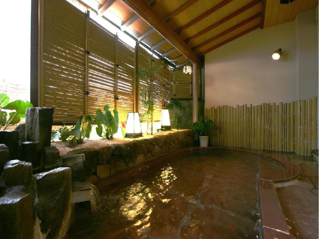 Tsukino Sumika Atami Juraku Hotel Экстерьер фото